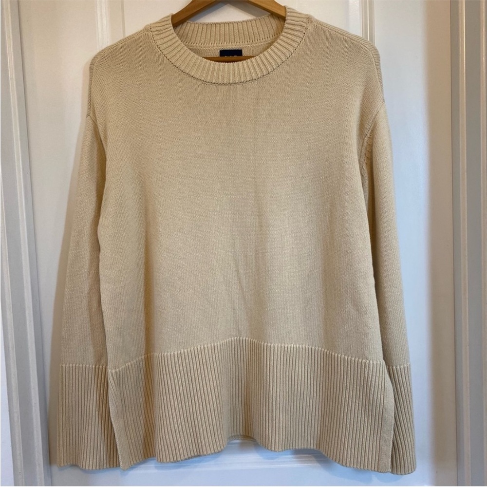 GAP Cream Crewneck Sweater